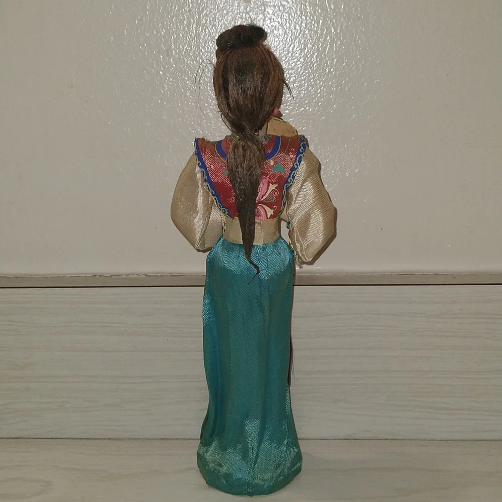 Vintage Japanese Geisha Oriental Doll Wooden Base